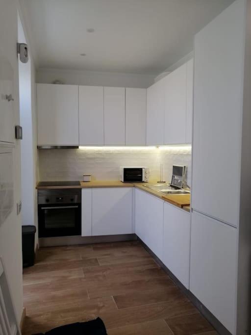 Casa Da Praia Da Poca - Apartamento Tulipa Estoril Eksteriør bilde