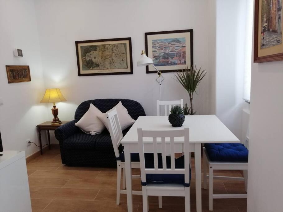 Casa Da Praia Da Poca - Apartamento Tulipa Estoril Eksteriør bilde