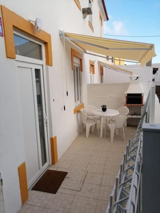 Casa Da Praia Da Poca - Apartamento Tulipa Estoril Eksteriør bilde